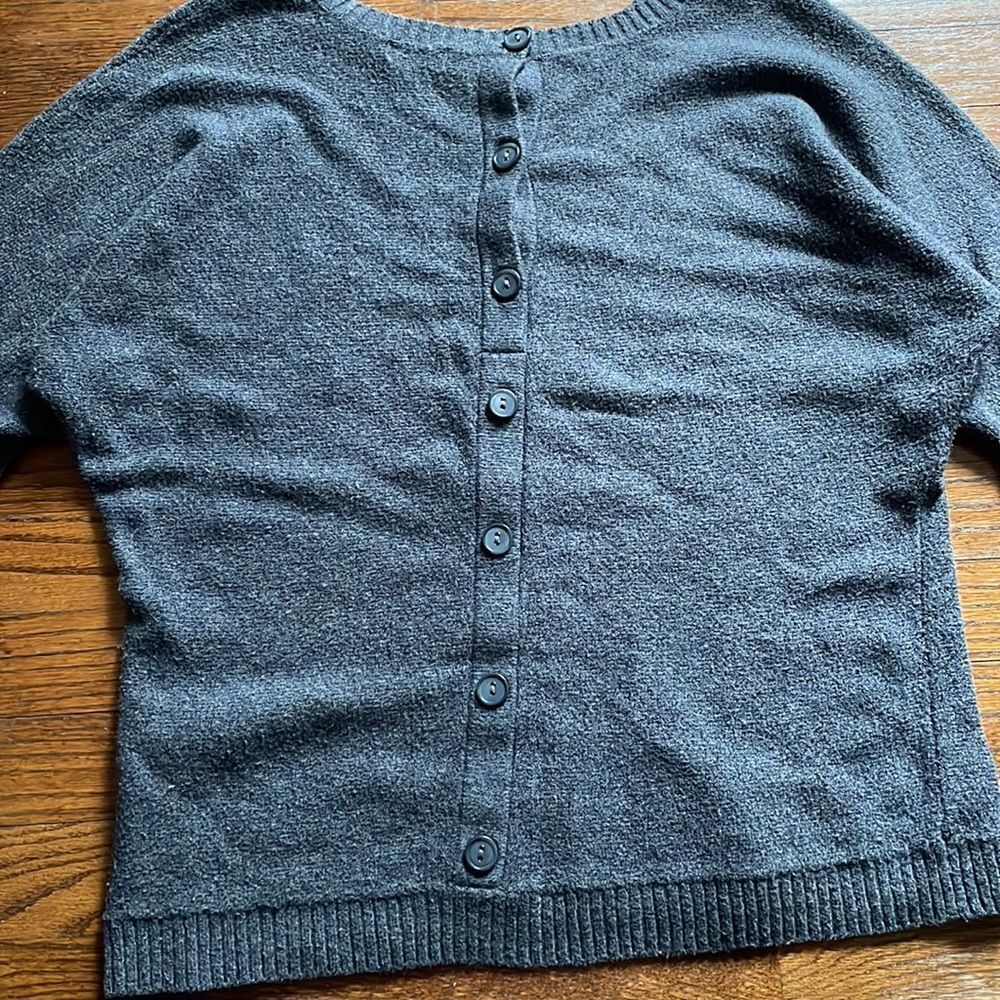 Hinge Gray Button Back Sweater - Picture 5 of 6